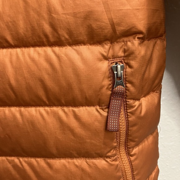 Patagonia Down Jacket Lightweight Rust Orange Kids Size Large *FLAW* - Picture 3 of 14